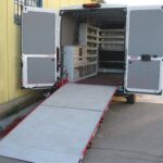 Allestimento furgoni da lavoro realizzato su Ford Connect con cassettiere modulari per elettricisti idraulici e installatori